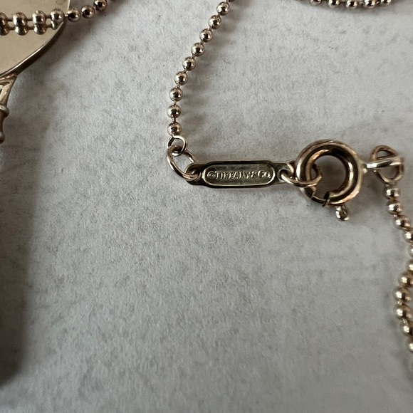 Authentic Silver Heart-Shaped “Please Return to Tiffany & Co.” Key w/18” Chain - Picture 3 of 7